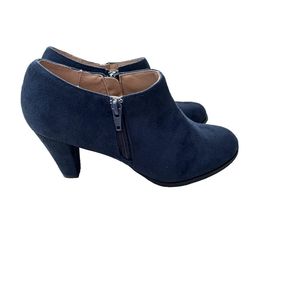 Journee Collection Sanzi Shoes Womens Size 8.5 Navy Blue Suede Heels Booties Zip - Picture 8 of 16